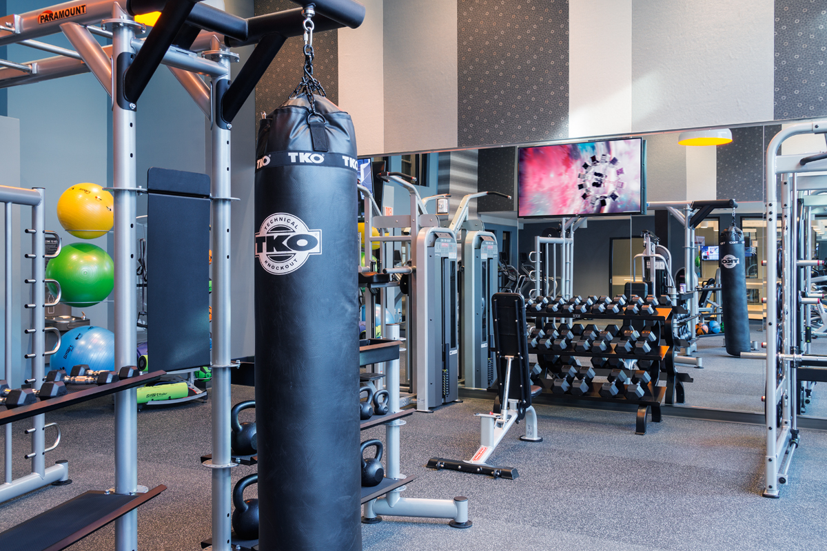 KICK Fitness Center with on-site personal trainer
